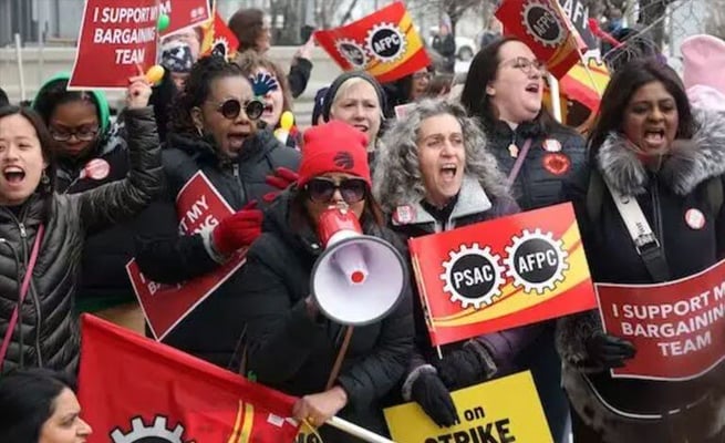 Immigration services hit as 155,000 Canadian govt employees on strike