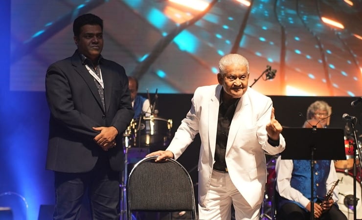“May God bless him”: Kiwi-Indians high on nostalgia as Pyarelal performs live in Auckland