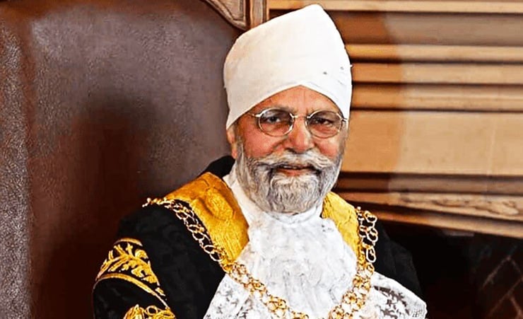 UK's Coventry gets its 1st Indian-origin turban-wearing Lord Mayor