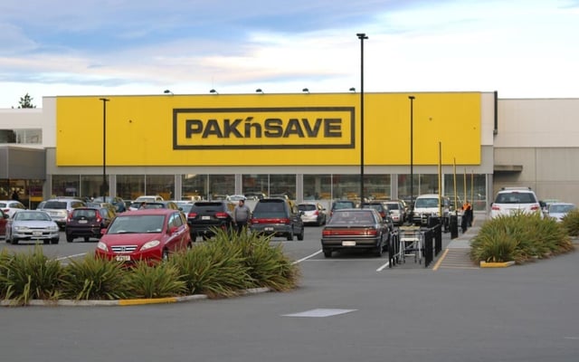 Retail crime 'worst it's ever been' with dozens of incidents daily - Foodstuffs