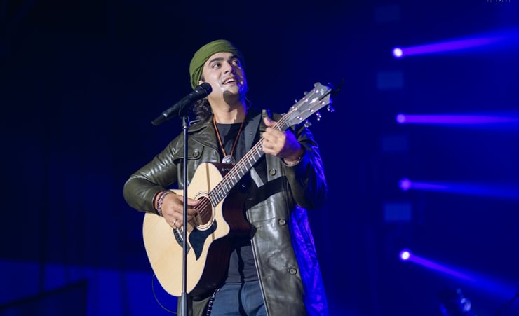 ‘Raataan Lambiyan’: Jubin Nautiyal lights up the night