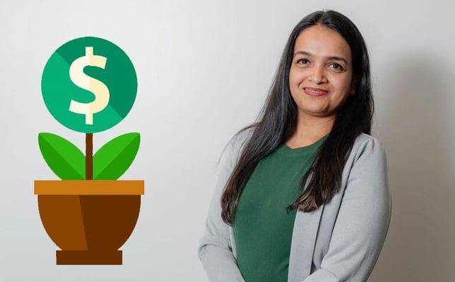 “Set goals”: Financial advisor offers tips for migrants
