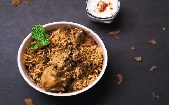 Swiggy delivers 7.6 cr biryani orders in past 12 months in India