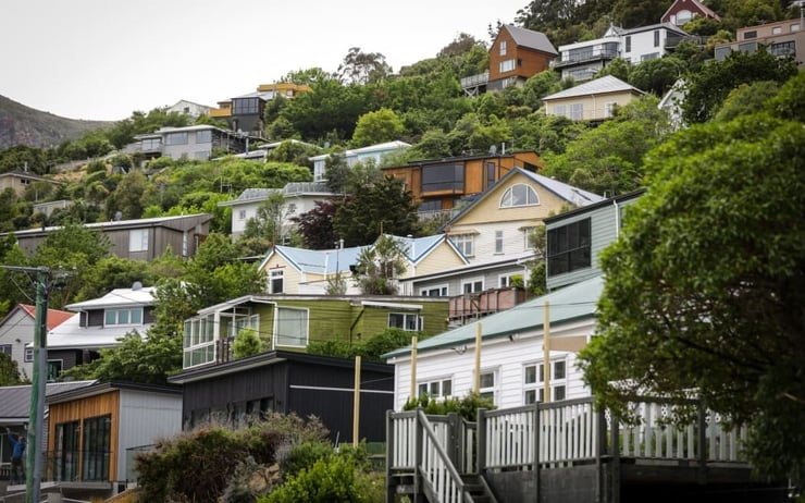 Average house prices continue to fall but at slower rate - QV