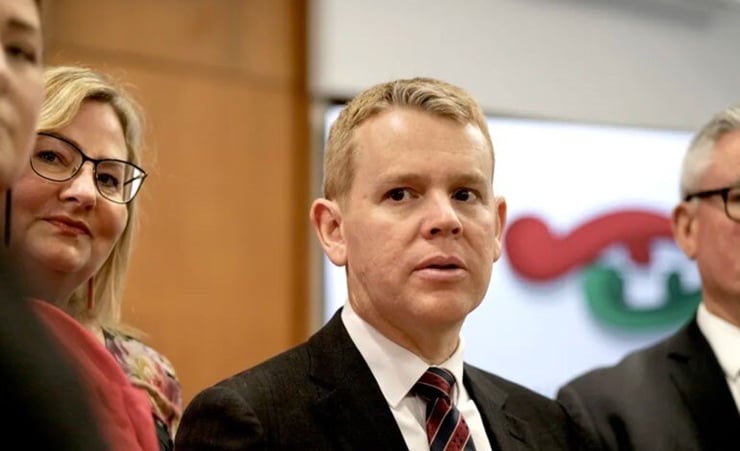 Labour leader Chris Hipkins says Luxon 'putting up roadblocks' to leaders' debate