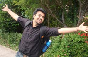 Indian student clinches Melbourne award