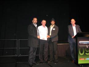 Supervalue Flatbush owner honoured