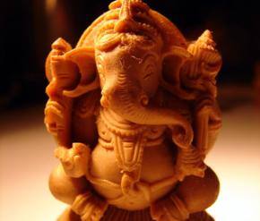 “Fête de Ganesh” held in Paris with fanfare & devotion