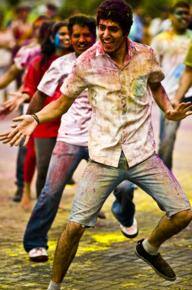 Flashmob surprises Holi revellers