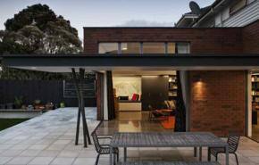 Remain flexible to get on the property ladder