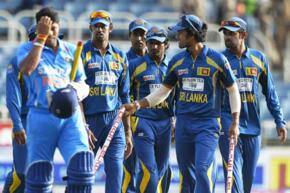 Sri Lanka beats India in Tri-Nation series