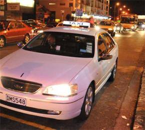 Striking taxi drivers and airport resolve concerns