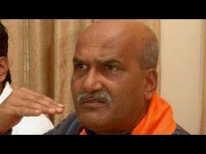 BJP does a U-turn on Muthalik rejects his entry