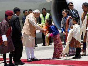 Modi receives rousing welcome in Bhutan, stresses on B2B ties