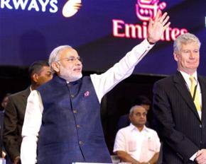 Modi takes centre stage as he offers Vibrant India