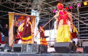 Thousands throng Diwali mela