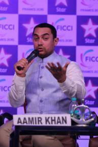 'Court', a poignant and touching story: Aamir Khan