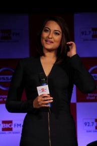 Sonakshi Sinha to judge 'Indian Idol Junior'