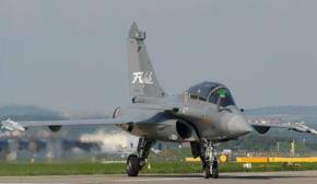 India to buy 36 Rafale jets in fly-away condition: Modi