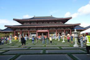 Buddha Day draws thousands to Fo Guang Shan Monastery in Botany