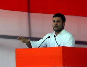 Rahul Gandhi attacks Modi over land bill