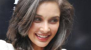Lisa Ray to perform stunts in 'Ishq Forever'