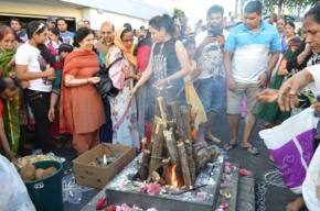 Lohri celebrations at Bhartiya Mandir