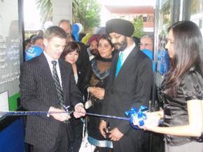 Bakshi opens out-of-Parliament office