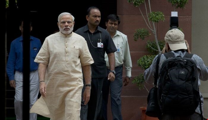 Modi's major ministerial reshuffle today, 18 new faces likely