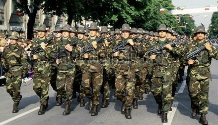 Soldiers help deliver baby in Rome square