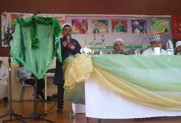 Community lightens up at Milad-un-nabi