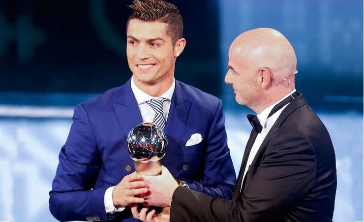 Ronaldo wins FIFA best player award