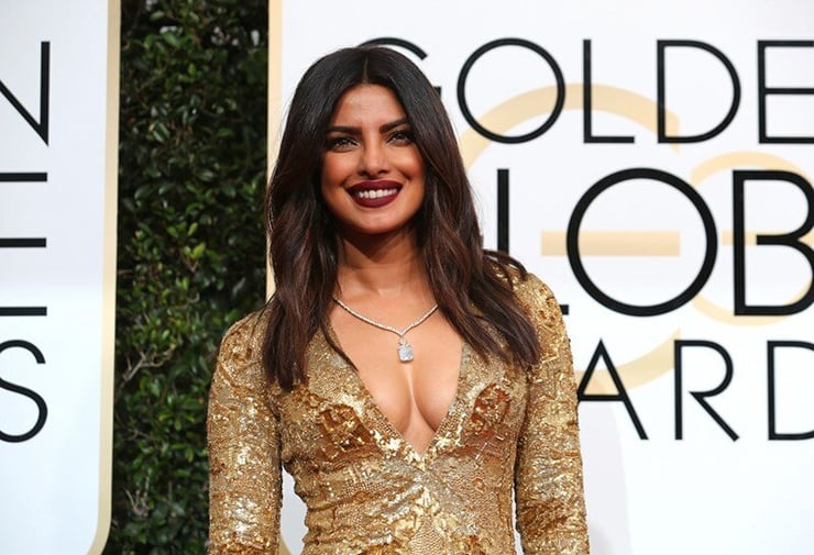 Get Priyanka's golden look from Golden Globes