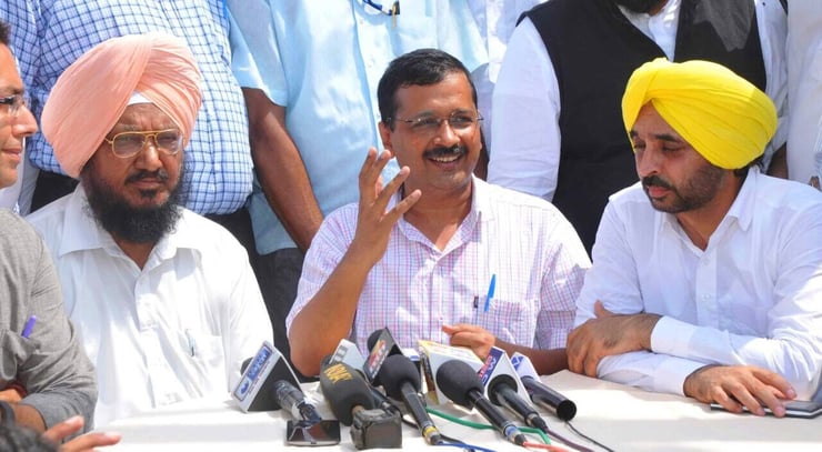 Toronto Punjabis head to India to campaign for AAP