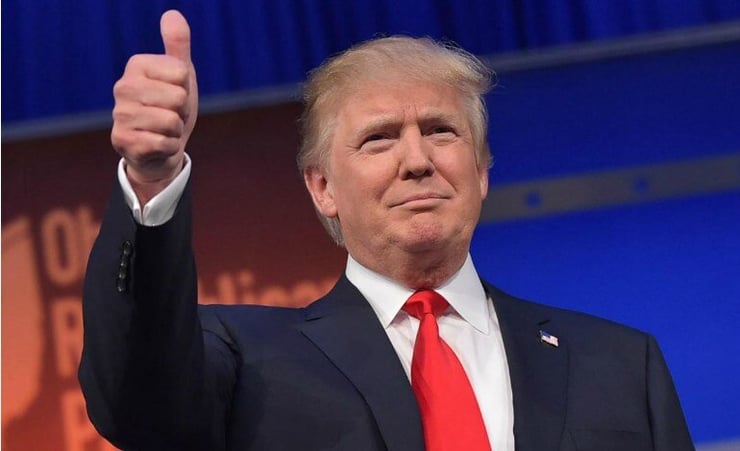 Trump signs executive order to withdraw US from TPP