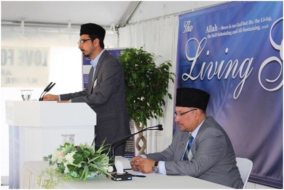 Ahmadiyyas pledge commitment of loyalty to New Zealand