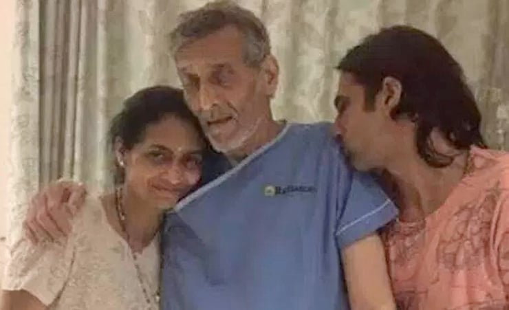 Vinod Khanna is unrecognisable! Veteran actor suffering from cancer