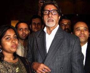 ‘Scripts are not written for Amitabh Bachchan’