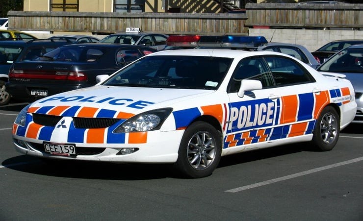 Bank robbery ANZ Bank, Glenfield