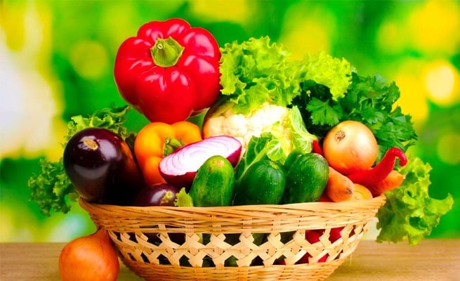 Eating fruits, vegetables secret to looking good: Study