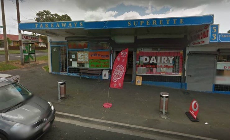 Armed with guns, three men rob Dairy in New Lynn