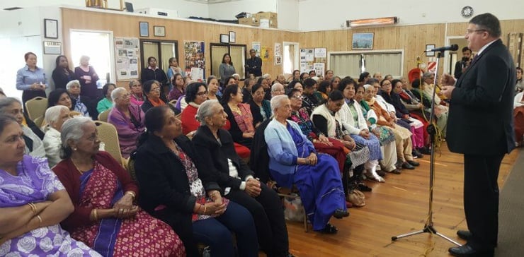 NZ Police meets seniors at Shanti Niwas Centre