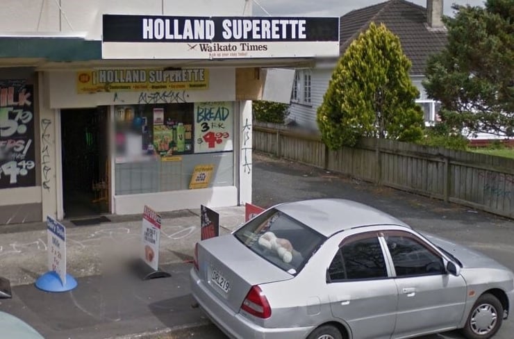 Three aggravated robberies in Hamilton during weekend