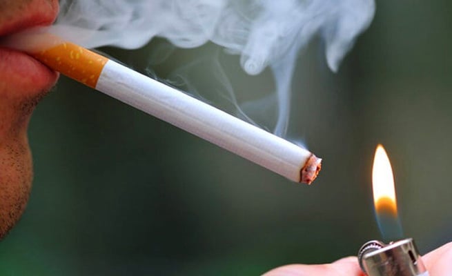 Smoking may increase sensitivity to social stress: Study