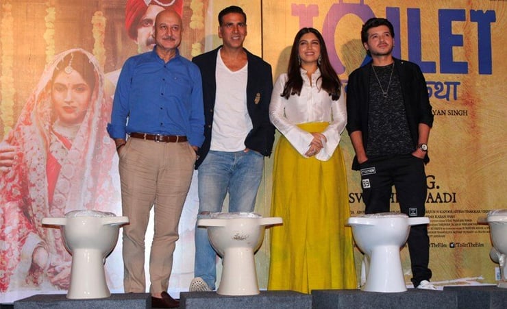 Akshay Kumar urges positive talk about sanitation