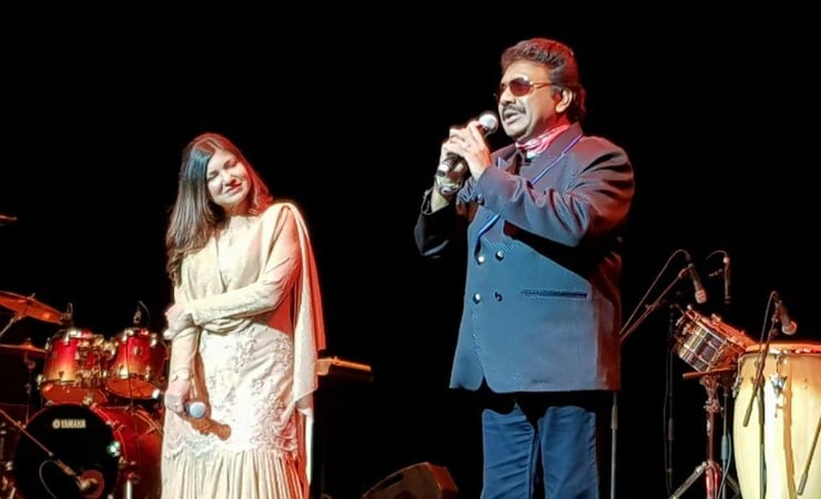 Alka Yagnik show takes the fans back to romantic 90s