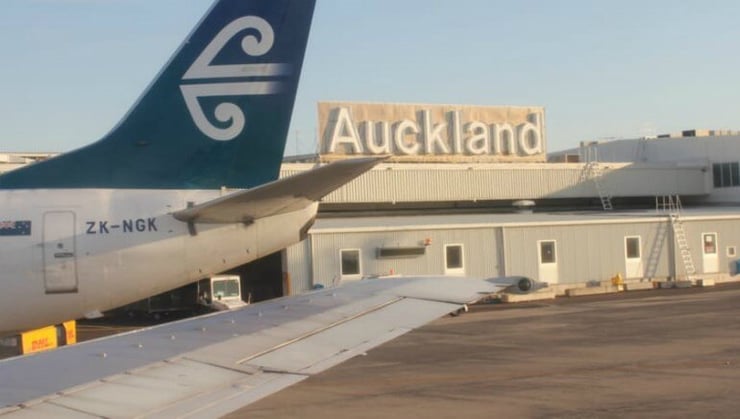 Possible suspicious package located near Auckland Airport