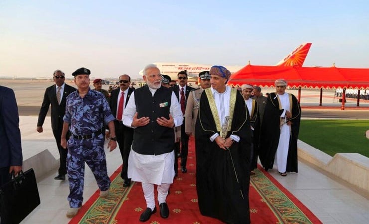Thousands of Indians in Oman travel to watch Modi