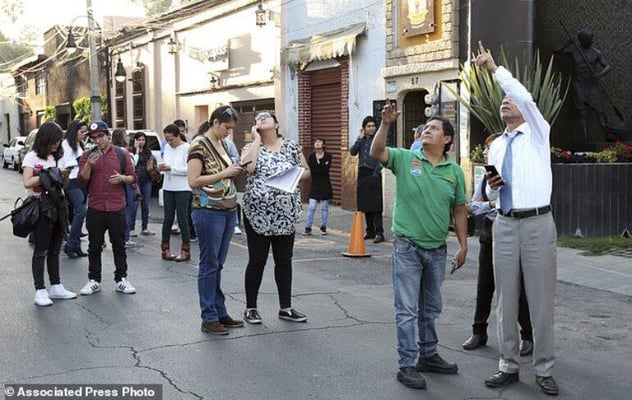 BREAKING NEWS: Magnitude-7.2 earthquake slams south and central Mexico