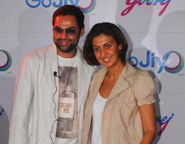 Abhay Deol launches online life